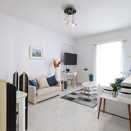 Seaside Penthouse In Kalamata Exteriör bild