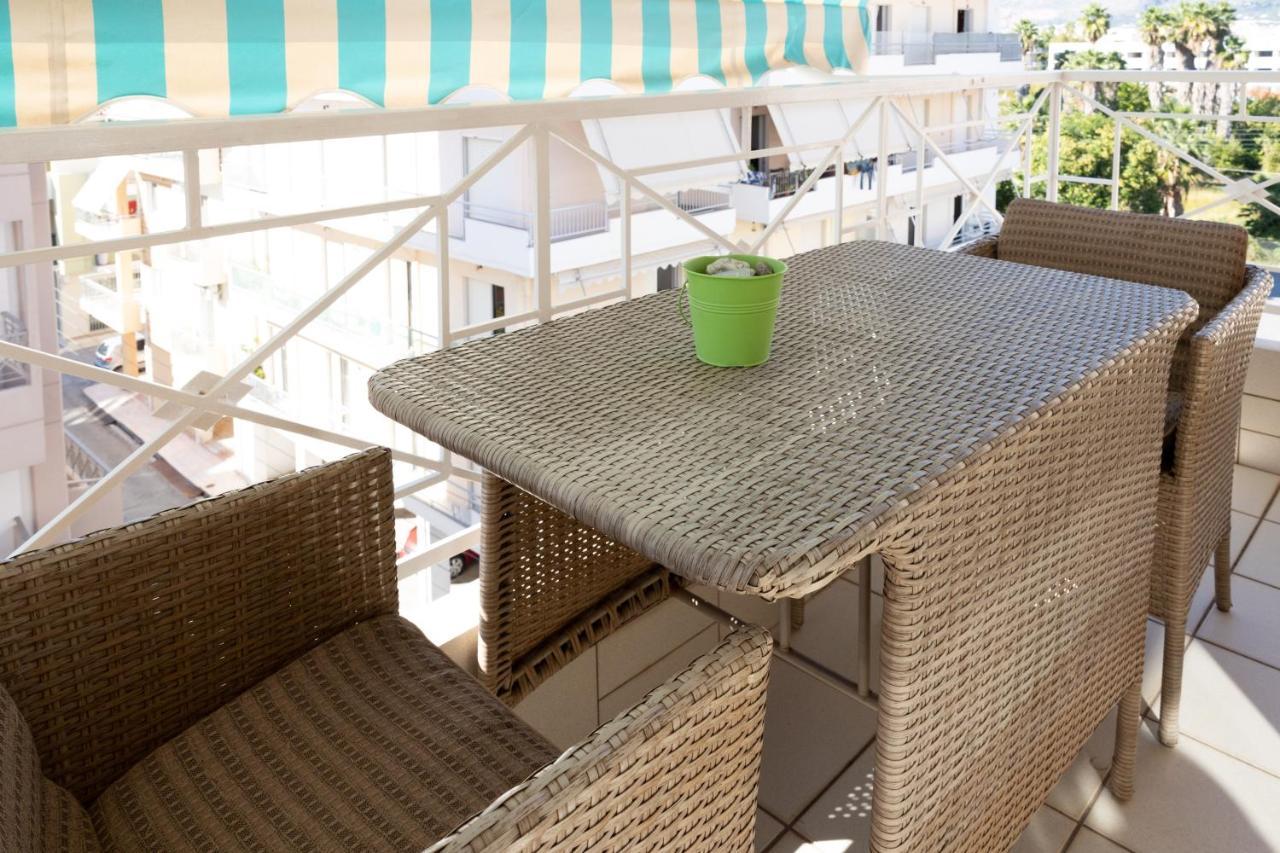 Seaside Penthouse In Kalamata Exteriör bild
