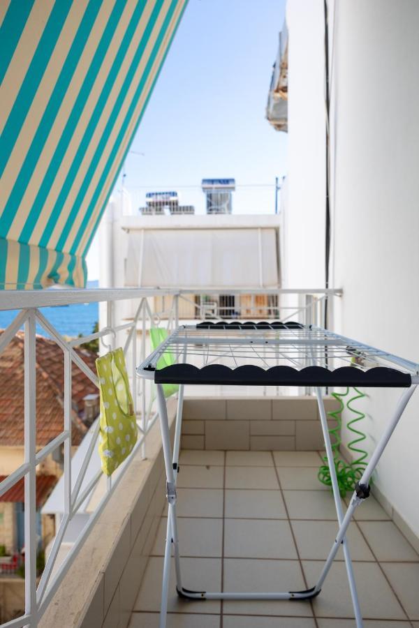 Seaside Penthouse In Kalamata Exteriör bild