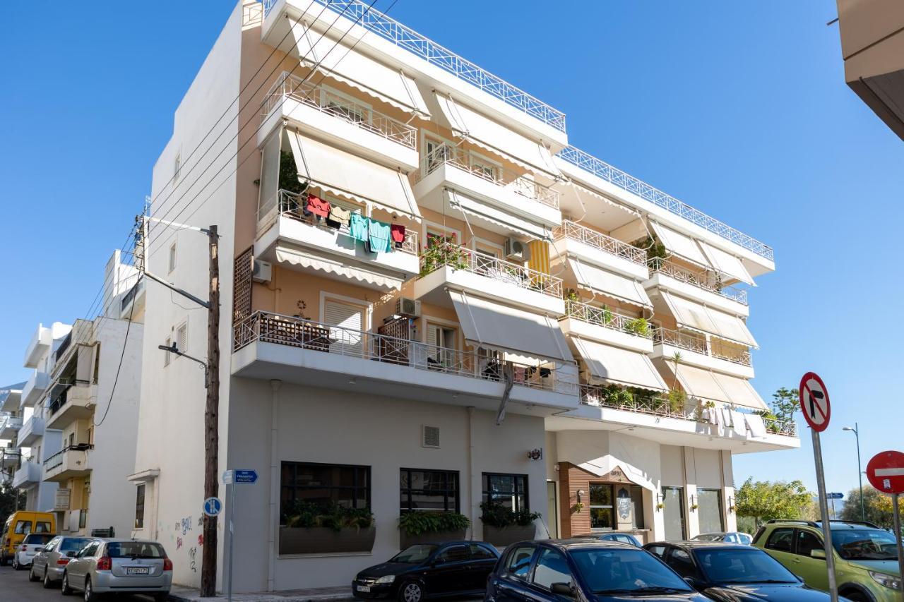 Seaside Penthouse In Kalamata Exteriör bild